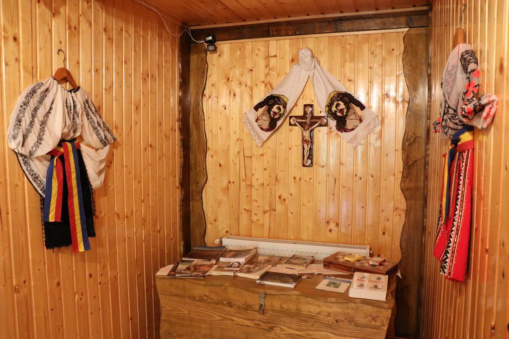 Hotel Casa Bunicii Costeşti Esterno foto